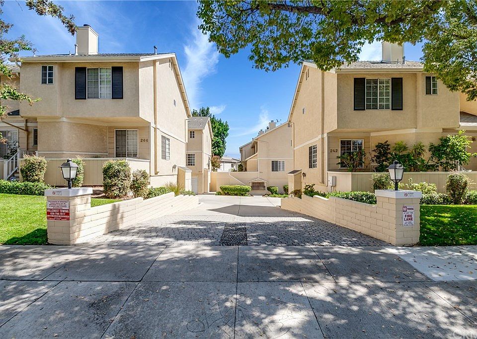 1st image of 242 N Mar Vista Ave Unit 2