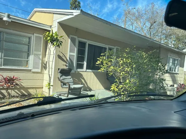 2039 Acorn Pl S, Saint Petersburg, FL 33712