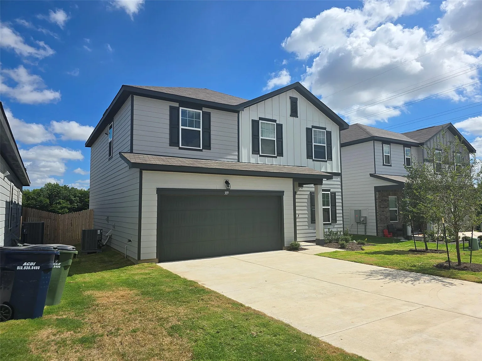 3 bed, 2.5 bath, 2060 sqft, $2,195 — Photo 3
