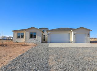 901 Nightglow Ave NE, Rio Rancho, NM 87144