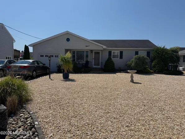 15 Curaco Avenue, Toms River, NJ 08753