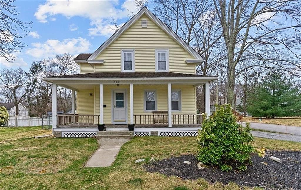314 Potters Ave, Warwick, RI 02886 Zillow