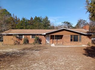 119 Peach Ln, Ozark, AL 36360