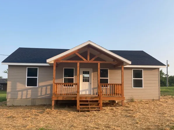 525 W Ventura Drive, Seymour, MO 65746