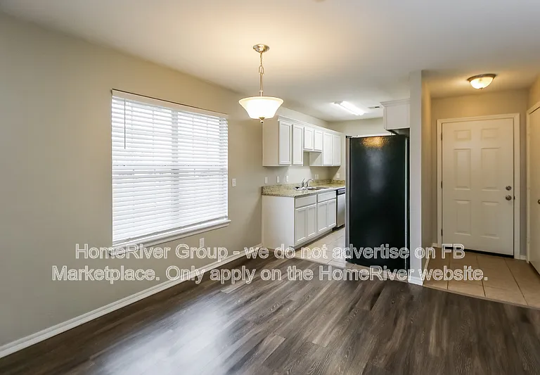 12501 SW 15th Ter — Photo 5