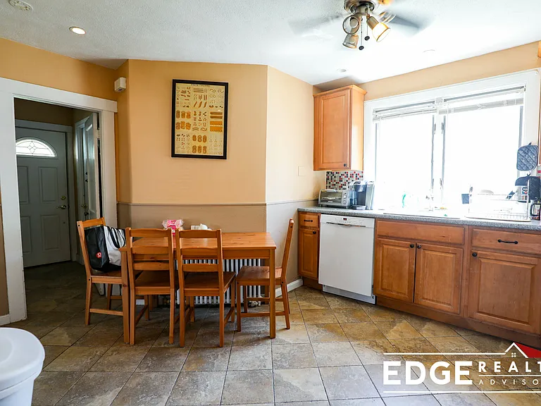 41 Donnybrook Rd — Photo 2