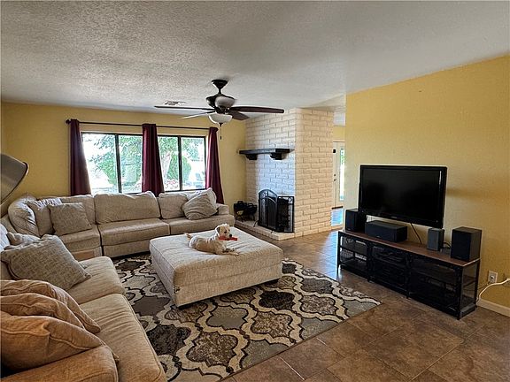 2nd image of 4884 Christy Drive
