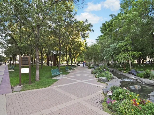 Mears Park Place