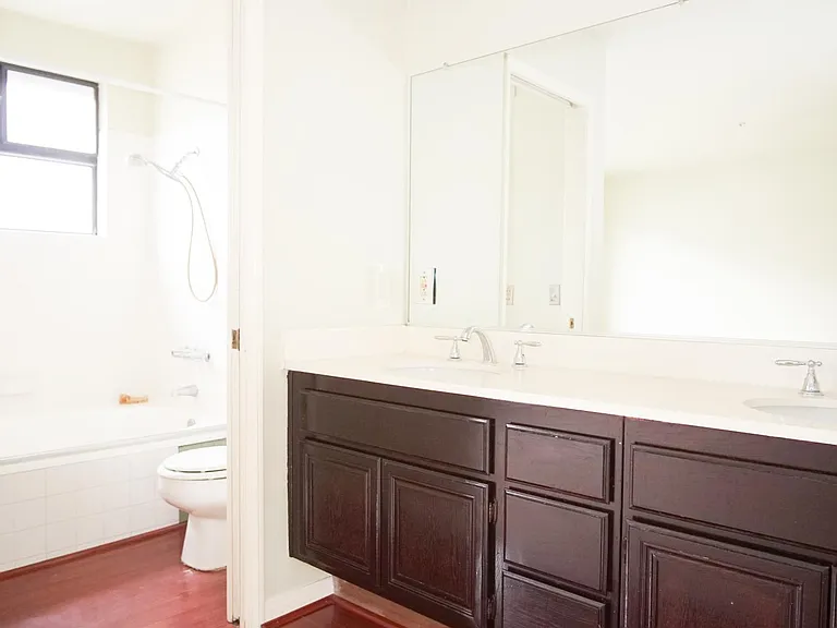 1214 S Mayflower Ave #D — Photo 13