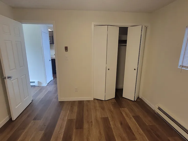 2130 Hoyt Ave #2 — Photo 7