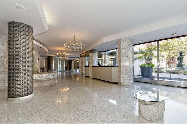Sold by Fillmore | media 7