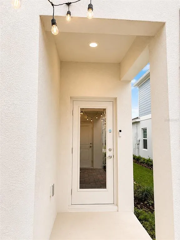 3 bed, 2.5 bath, 1784 sqft, $3,500 — Photo 3