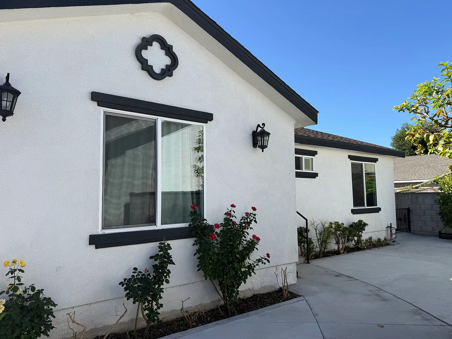 2 bed, 1300 sqft, $3,500 — Photo 3