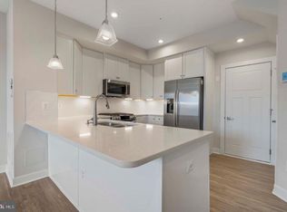 42627 Burbank Ter, Sterling, VA 20166