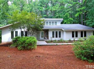 107 Nottingham Dr, Chapel Hill, NC 27517