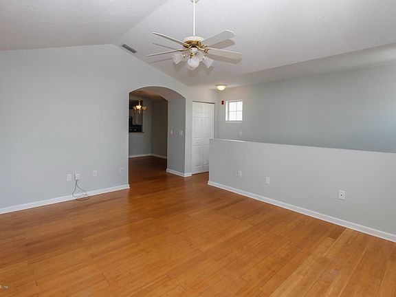 3rd image of 21205 Harbour Vista Cir