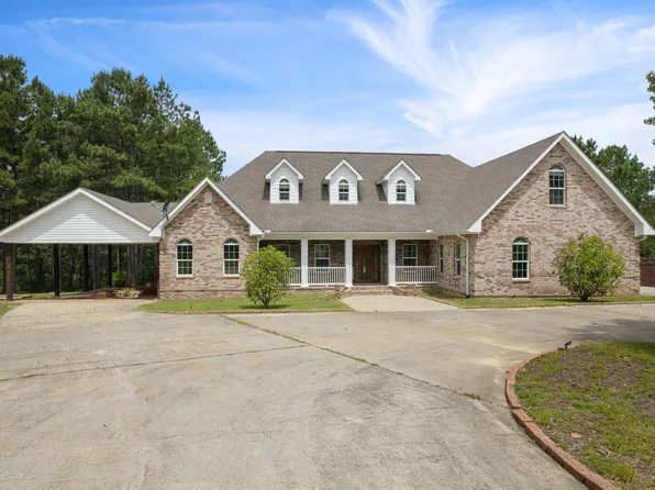 583 Highway 590, Seminary, MS 39479