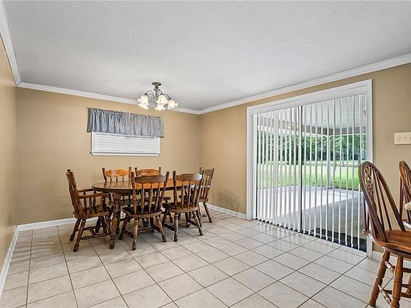 4th image of 72685 Fitzsimons Rd