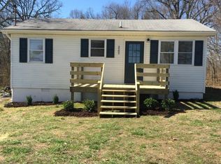 3205 Slaughters Lake Rd, Hanson, KY 42413