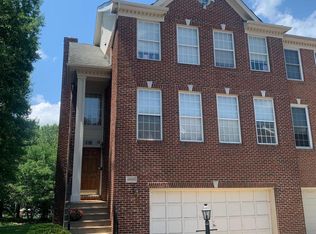 20925 Cheyenne Ter, Sterling, VA 20165