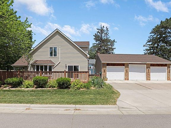 Side of home - Allowed 2 Indoor Garage Stalls as well as drive way