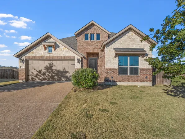 903 Dublin Ct, McGregor, TX 76657