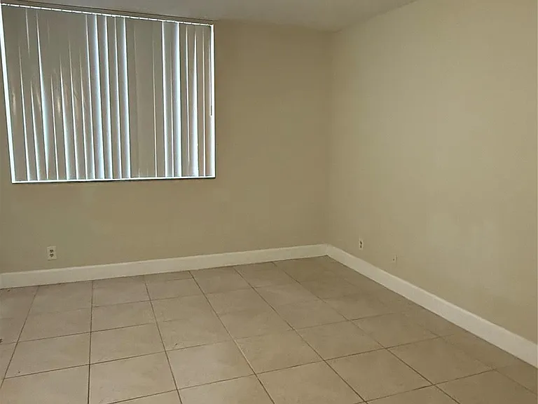 10773 Cleary Blvd #110 — Photo 14