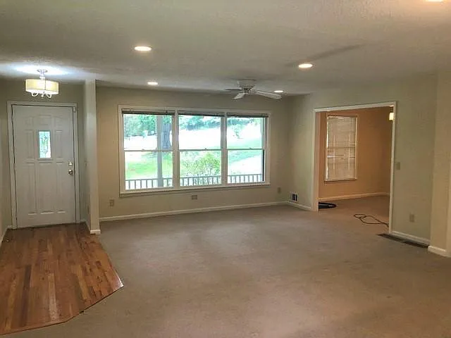 3 bed, 1568 sqft, $2,600 — Photo 4