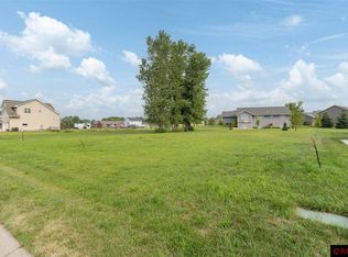 38 Evergreen Ln, Madison Lake, MN 56063