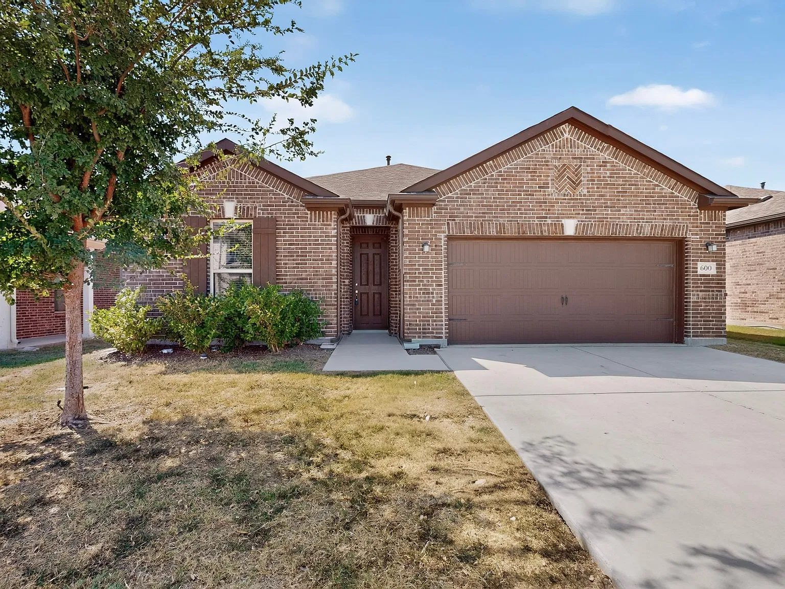 4 bed, 2204 sqft, $3,500 — Photo 3