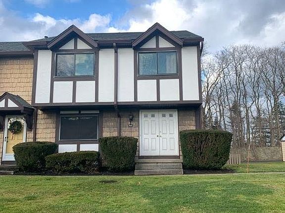 Front Outdoor View