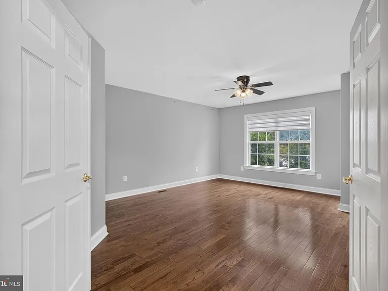 16 Oak Leaf Ln — Photo 36