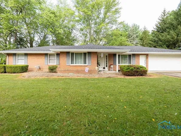 11218 Sunset Dr, Ottawa, OH 45875