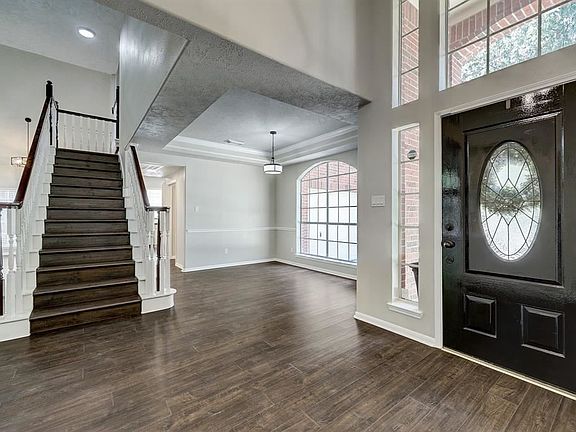 5th image of 1714 Mills Creek Ct