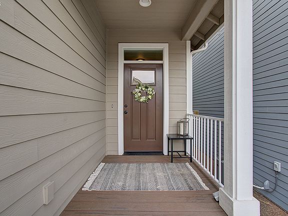 3rd image of 1317 NE 70th St
