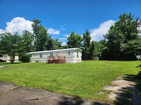 2nd image of 247 Hedge St