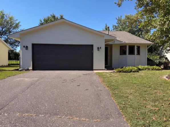 7537 Fairfield Rd N, Brooklyn Park, MN 55444