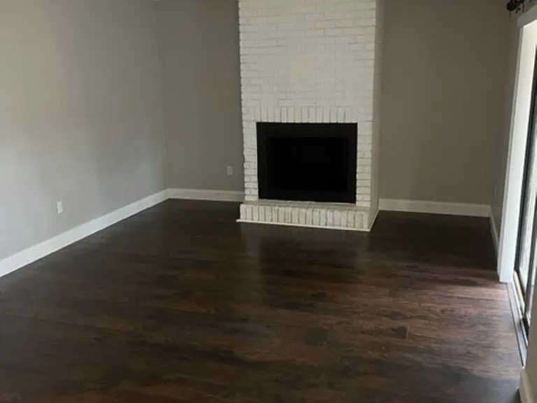 85-88 Springwood Sq #85-88 — Photo 3