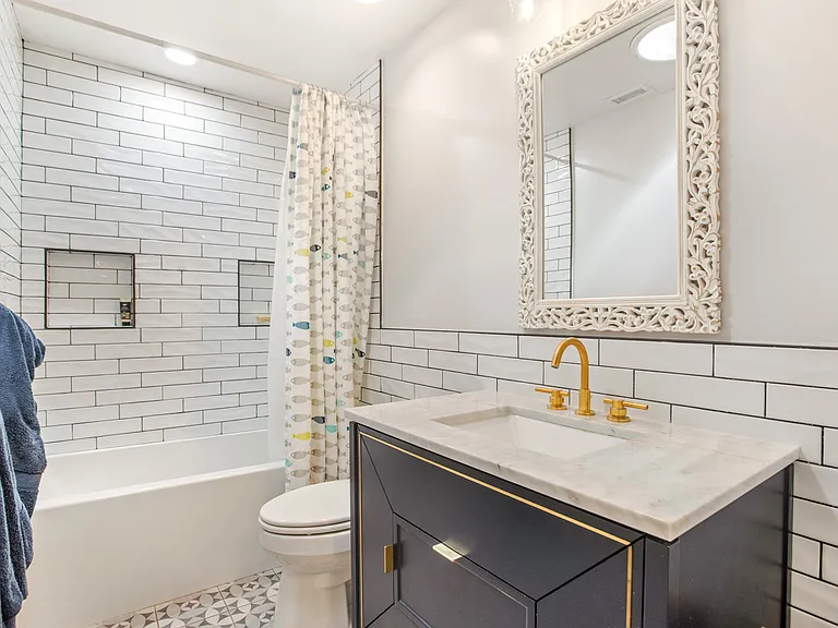 17175 Tam O Shanter Dr — Photo 23