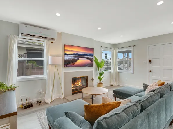 5829 E 2nd St, Long Beach, CA 90803