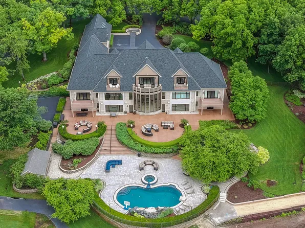 19802 Dunham Rd, Woodstock, IL 60098