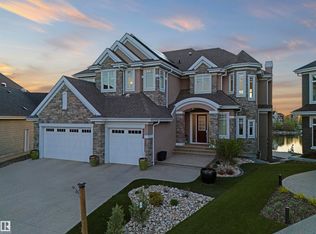 8948 20th Ave SW, Edmonton, AB T6X2C5