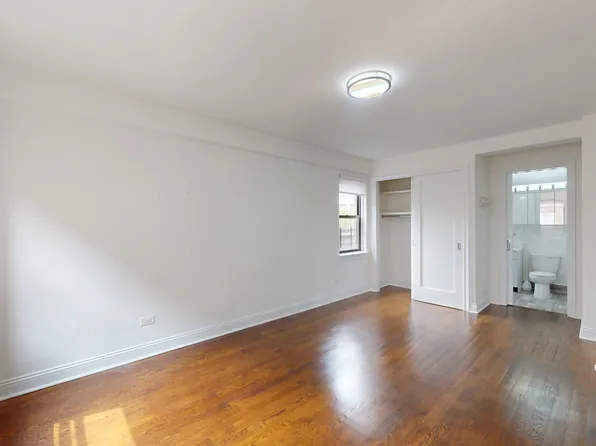 20 Beekman Place image 7 of 10