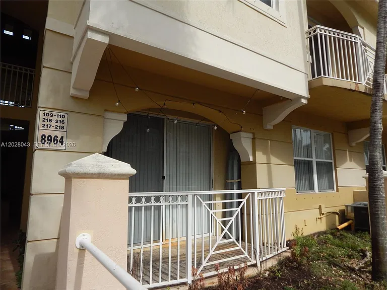 8964 W Flagler St #109 — Photo 3