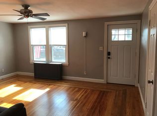 41 Park St, Feeding Hills, MA 01030