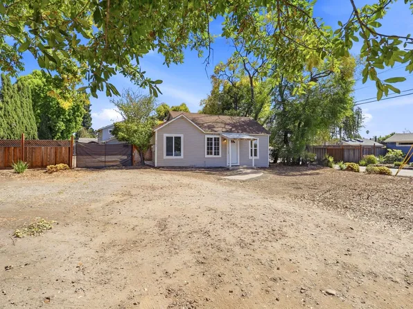 2100 Chanticleer Ave #202, Santa Cruz, CA 95062