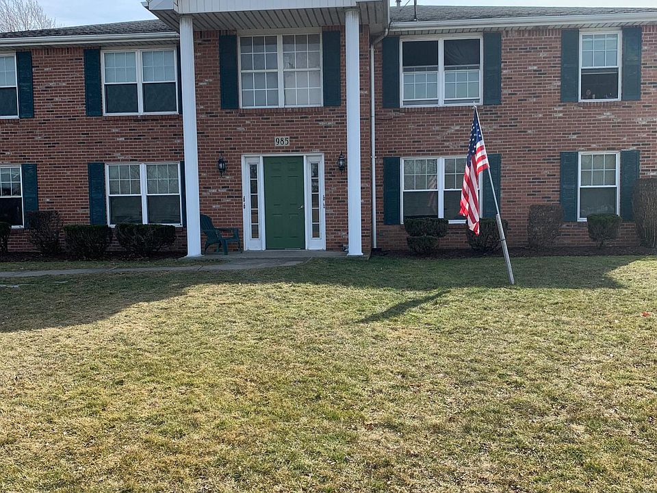 1st image of 985 Sheridan Dr APT 3