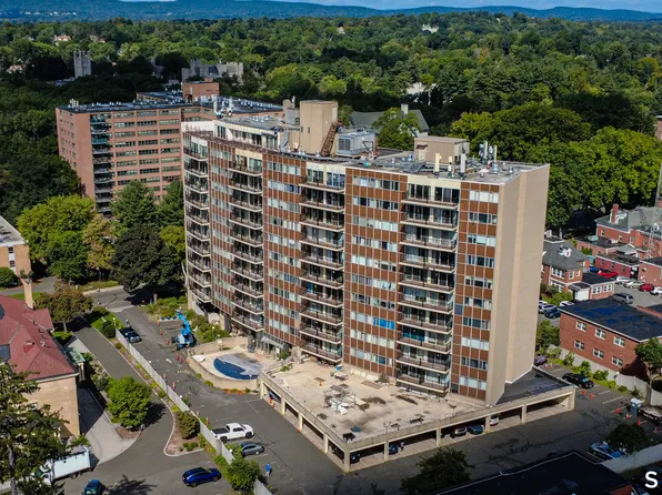 30 Woodland Street #5F, Hartford, CT 06105