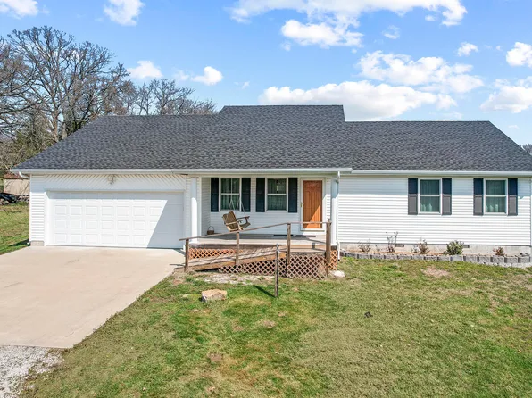 605 E 427th Road, Bolivar, MO 65613