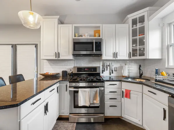 6 Mosely Avenue image 16 of 54